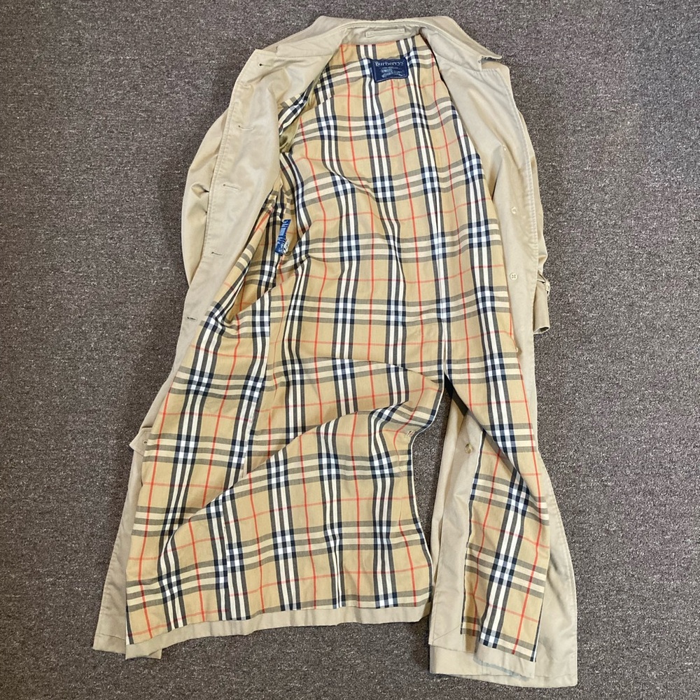 Burberry Vintage Kensington Trench Coat - Picture 5 of 16